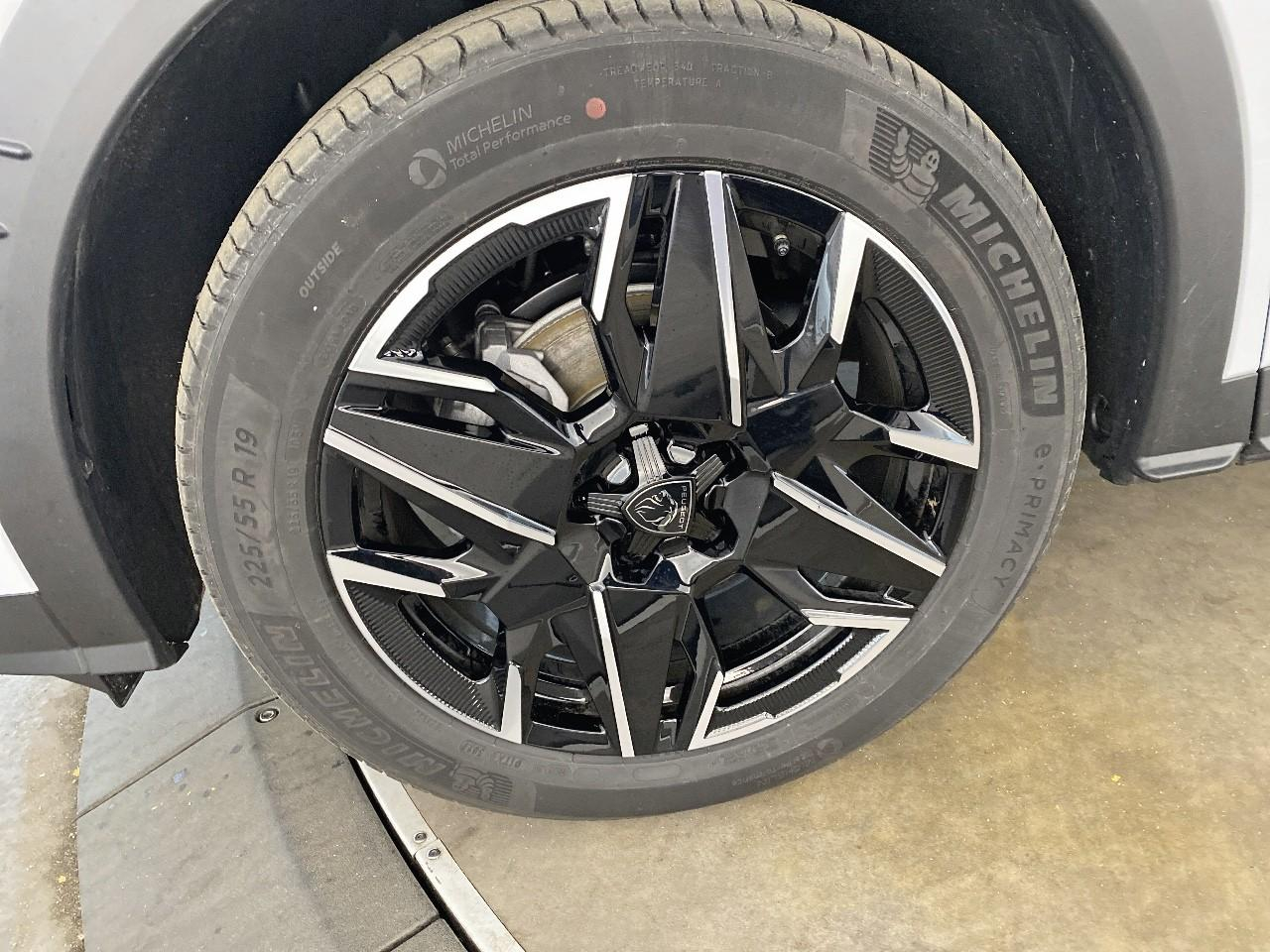 Peugeot 3008 hybrid 145 e-dcs6 allure — photo 11