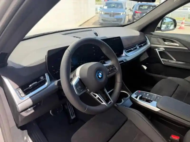 Bmw X1 xdrive25e 245ch m sport — photo 4