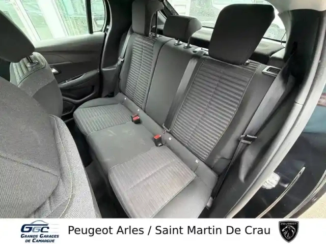 Peugeot 208 puretech 100 s&amp;s bvm6 — photo 10