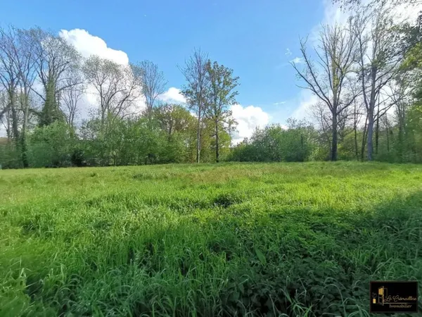 Terrain 421 m²