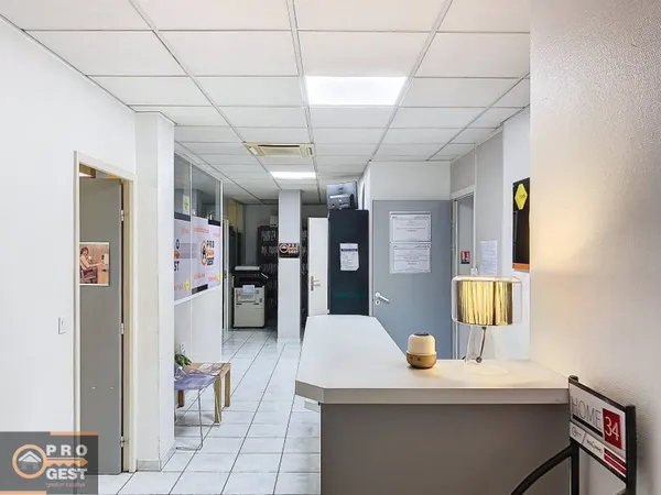 Bureau et espace de travail Vente Béziers 6p 81m² 128450€