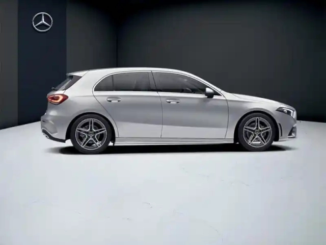 Mercedes Classe A 200 amg line — photo 18