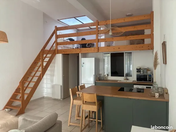 Duplex lumineux avec mezzanine - Parking sécurisé - Brest Centre