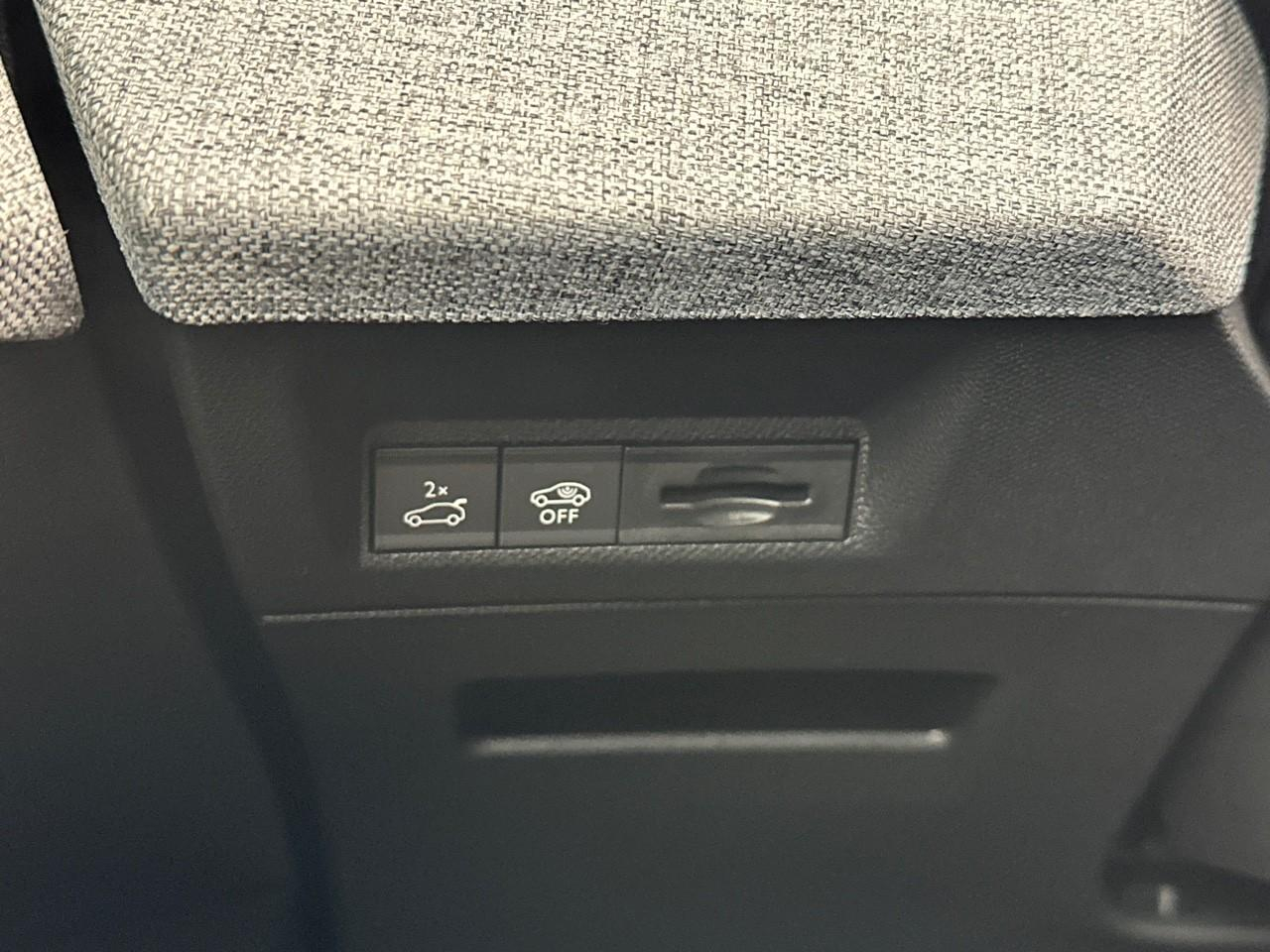 Peugeot 5008 hybrid 145 ch e-dcs6 gt — photo 16