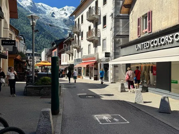 T4 rue piétonne immeuble historique