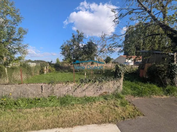 Terrain 789 m²