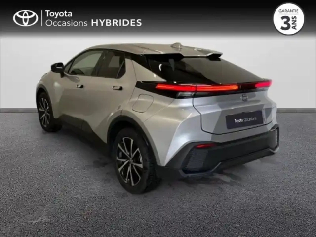 Toyota C-Hr 2.0 hybride rechargeable 225ch design my25 — photo 2