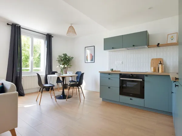 Vends appartement T3 rénové de 65m² - Lumineux et calme - sans vis à vis - quartier Saint Pasquier