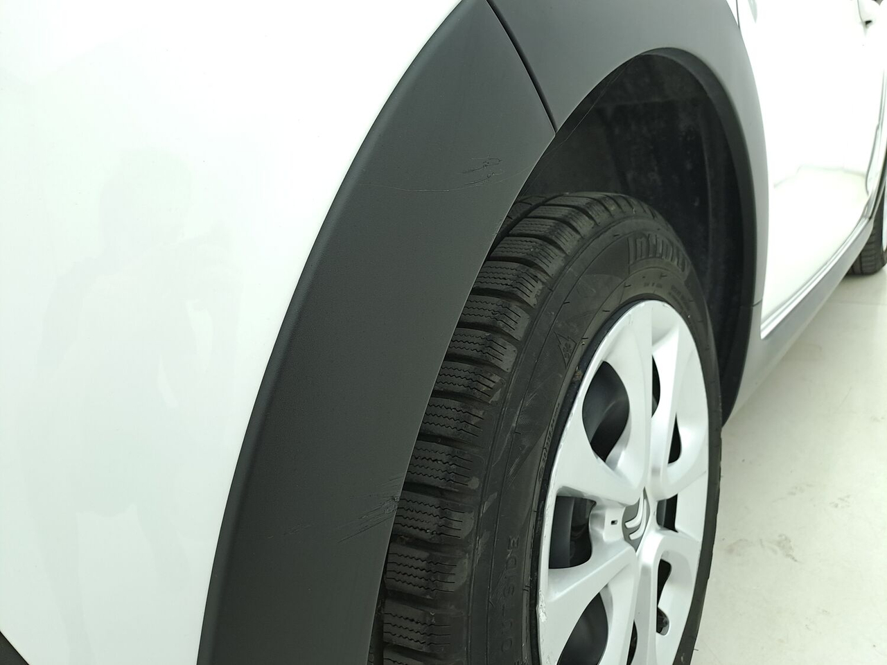 Citroën C3 — photo 20