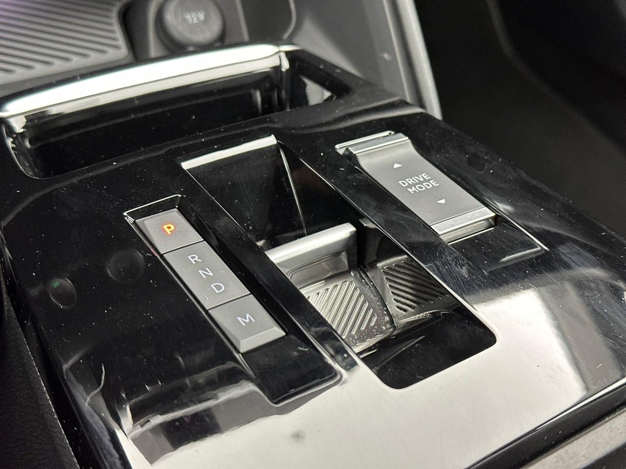 Citroën C4 bluehdi 130 s&s eat8 shine pack — photo 32