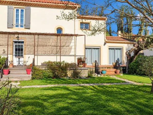 Maison 5 pièces 160 m²