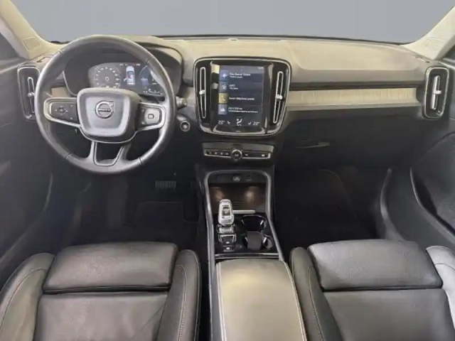 Volvo Xc40 t5 twin engine 180 + 82ch inscription luxe dct 7 — photo 9