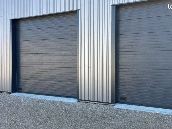 À louer Garage Box
