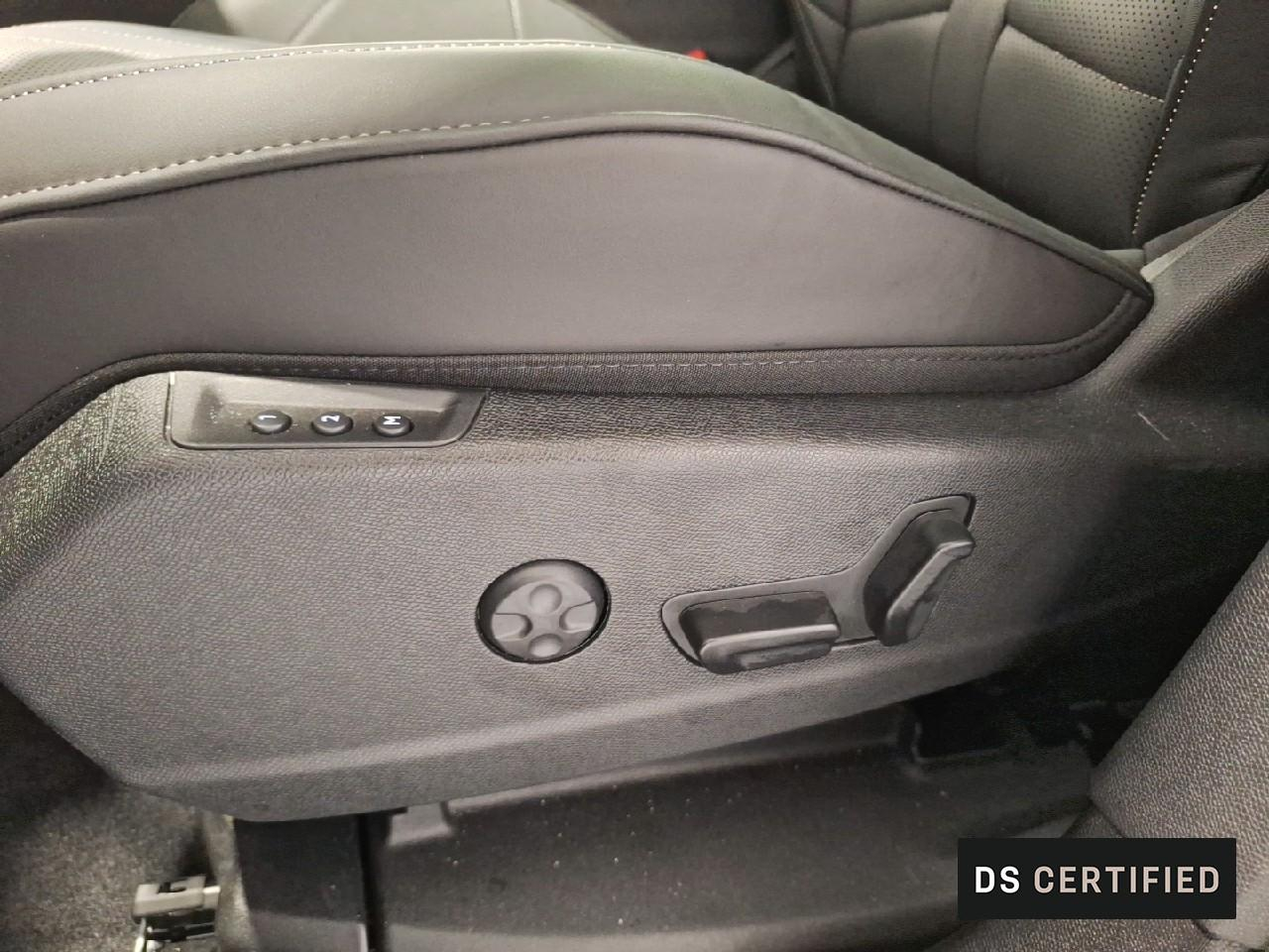 Ds Ds 7 crossback bluehdi 130 eat8 etoile — photo 17