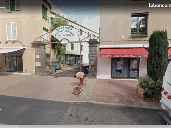 Local a louer centre ville issoire