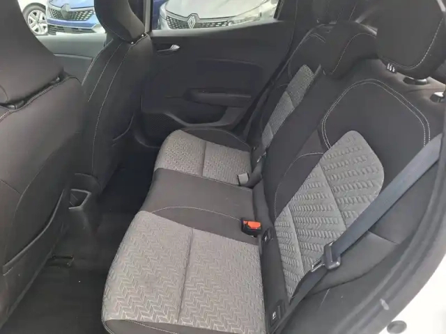 Renault Clio tce 90 — photo 13