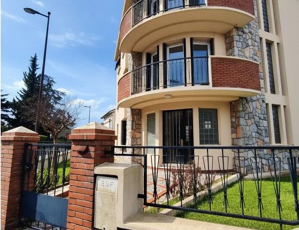 Immeuble 230 m²