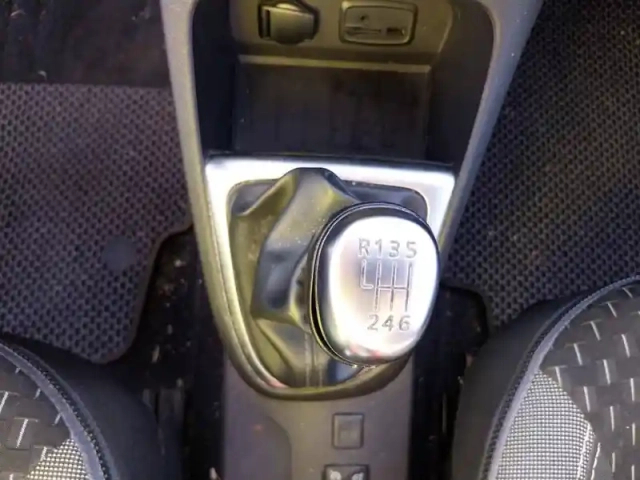 Renault Captur tce 130 fap — photo 13