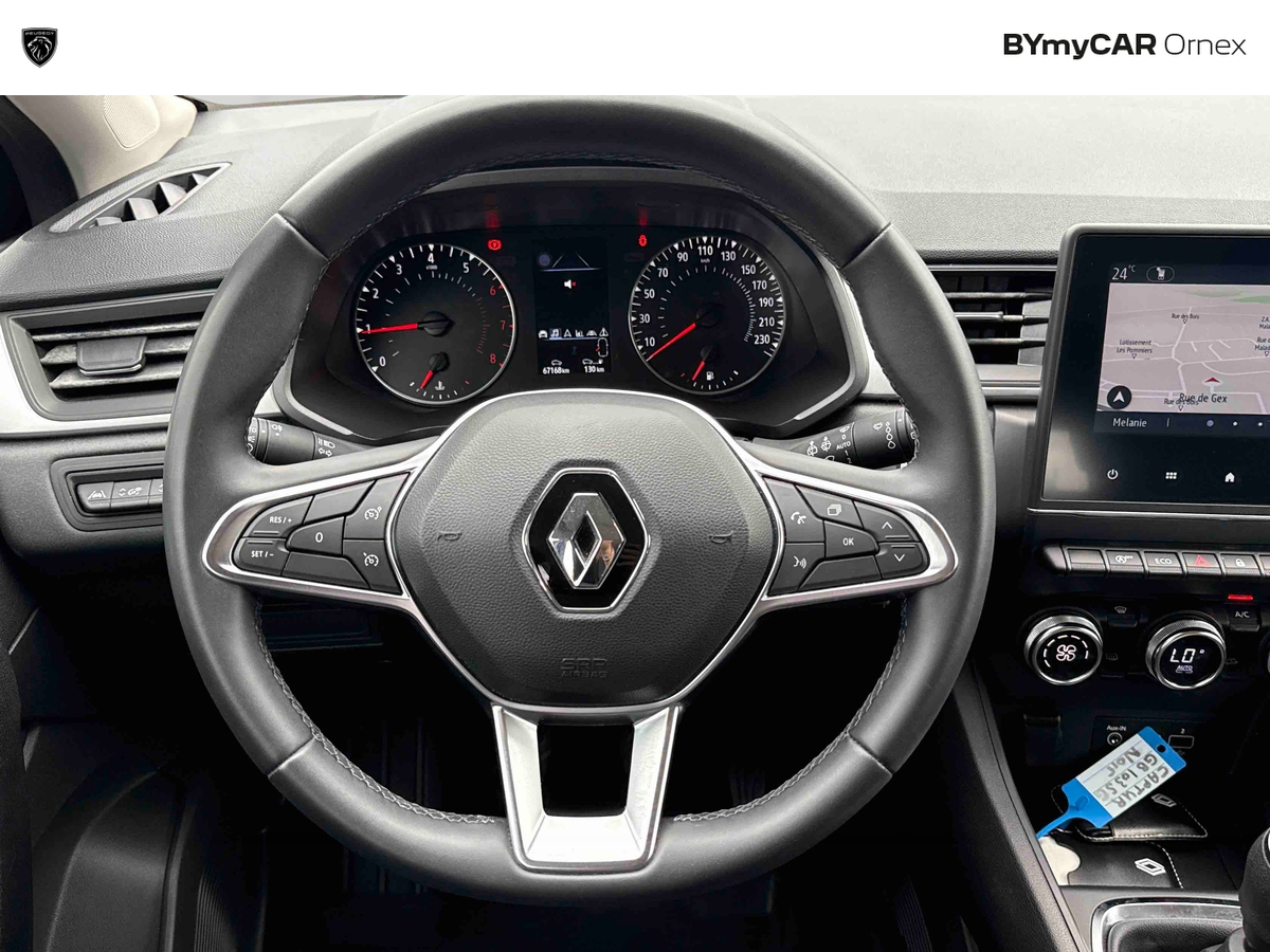 Renault Captur TCe 140 EDC - 21 — photo 10