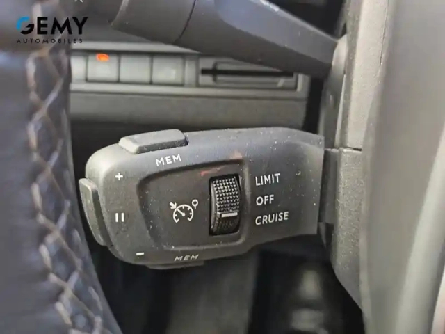Peugeot 3008 puretech 130ch s&amp;s bvm6 — photo 25