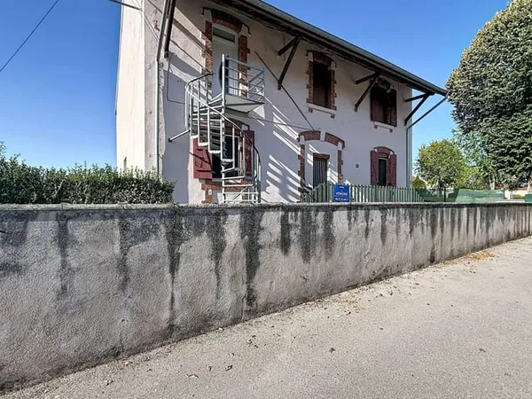Maison 6 pièces 180 m²