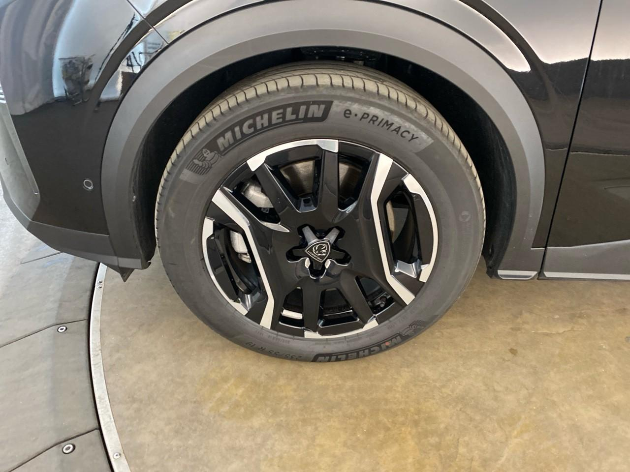 Peugeot 3008 electrique 210 ch 73 kwh allure — photo 11