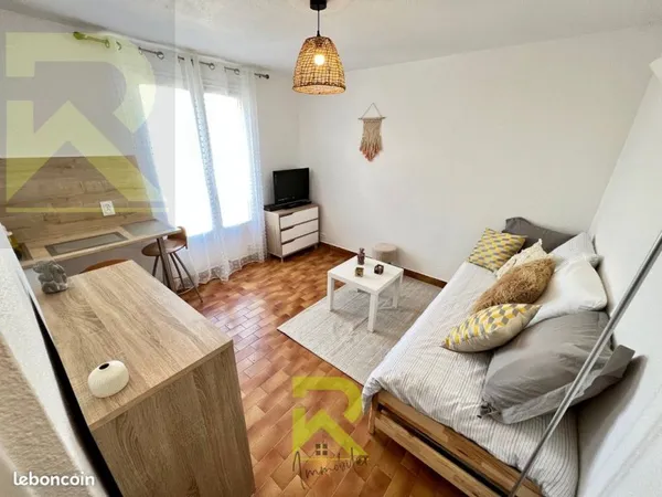 Studio 1 pièce 16 m²