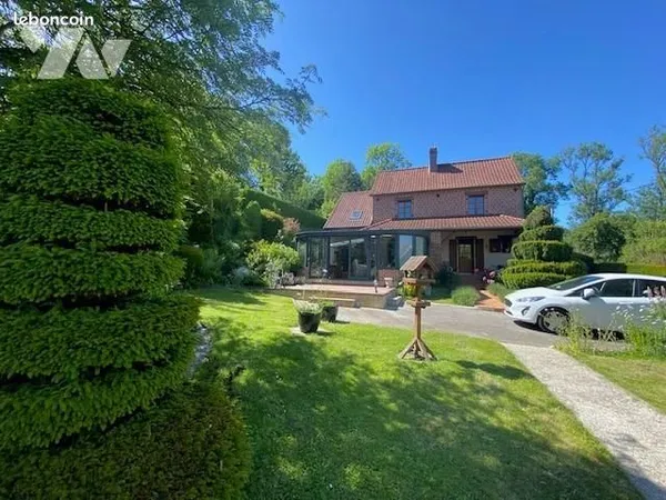 Maison 7 pièces 195 m²