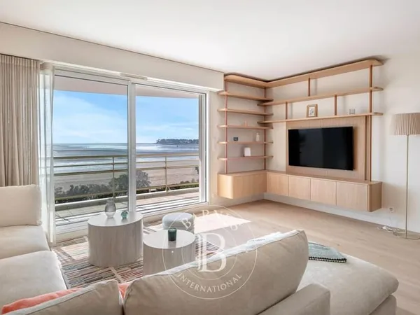 LA BAULE - PLAGE BENOIT - Appartement meublé face à la mer