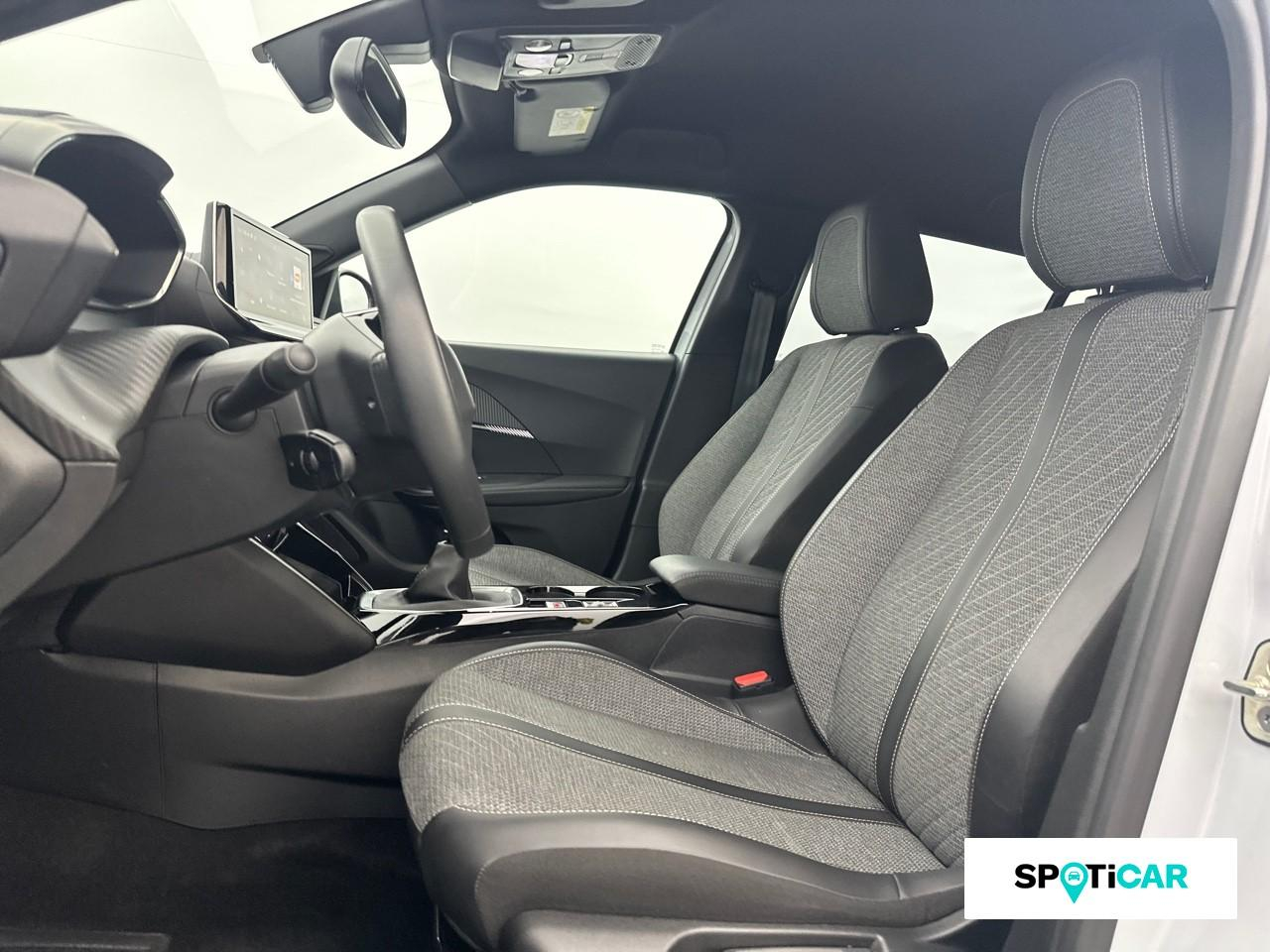 Peugeot 2008 1.2 puretech 100ch s&s allure — photo 9