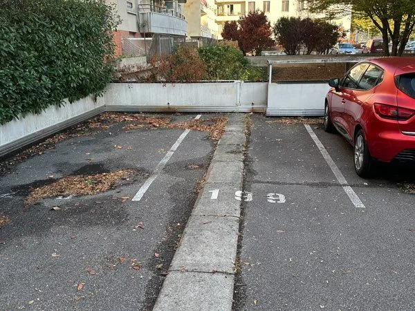Place de parking à louer
