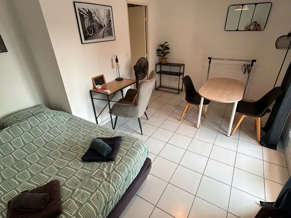 Studio meublé