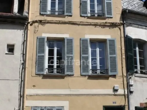 Immeuble de rapport 5 pièces 120 m²