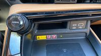 Lexus Nx 450h+ Luxe 4WD MY24 — photo 30