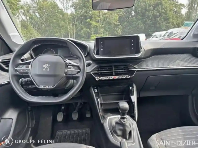 Peugeot 208 1.2 puretech 100ch s&amp;s active business — photo 8