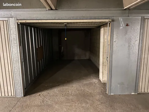 Location box a saint germain en laye