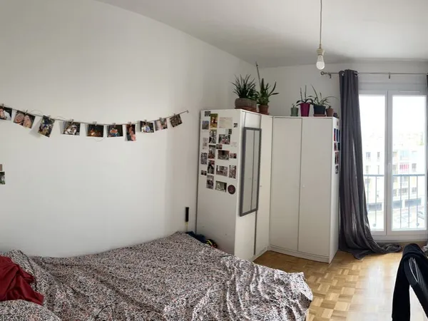 Une chambre dans T4 meublé rénové Timone / Faculté