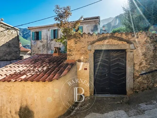 Villa 12 pièces 205 m²