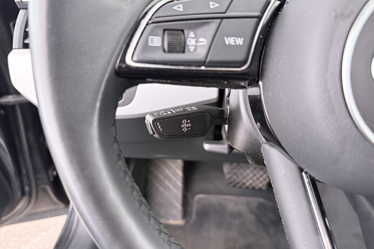 Audi A4 Avant — photo 21