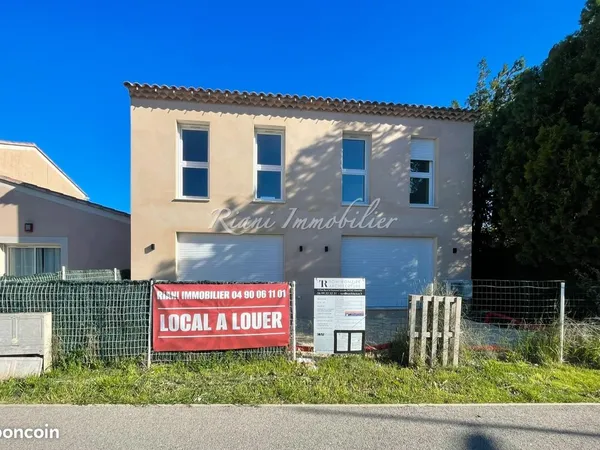 Bureaux 40 m² OPPEDE