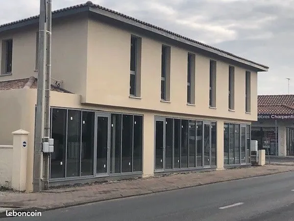Local commercial 54 m²