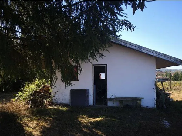 Terrain 4400 m²