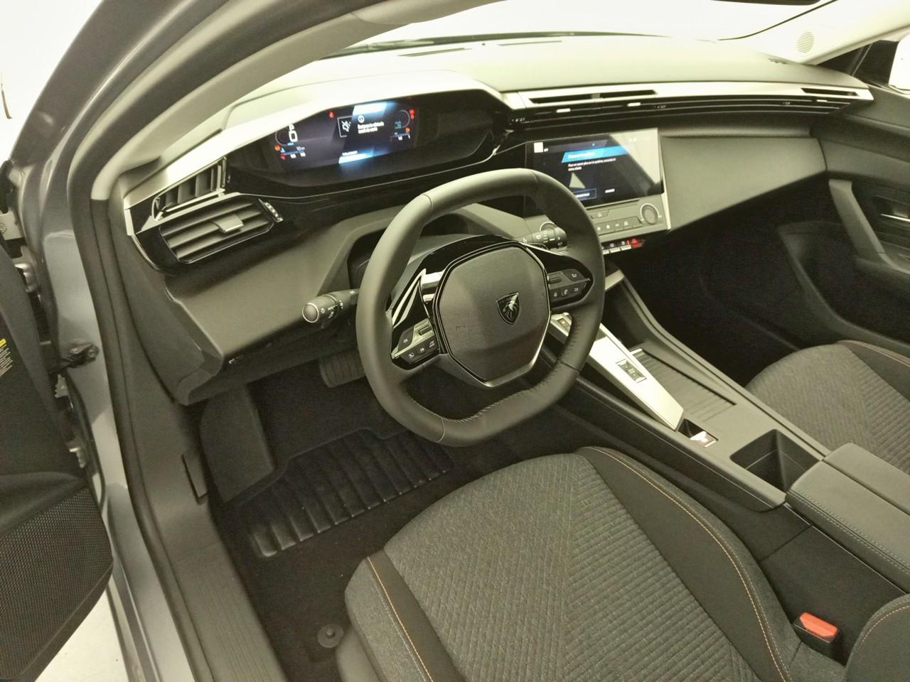 Peugeot 308 hybrid 145 e-dcs6 style — photo 9