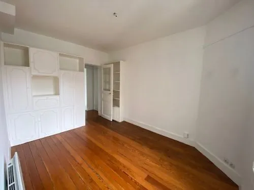 Appartement 2 pièces 75020