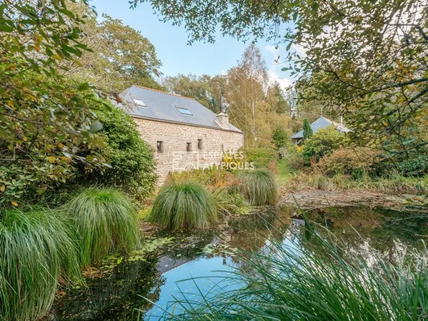Moulin de caractère datant de 1674 - Un écrin de nature aux portes de Vannes
