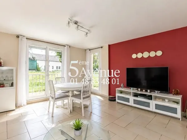 Appartement 3 pièces de 72 m² - Entièrement rénové avec box privatif