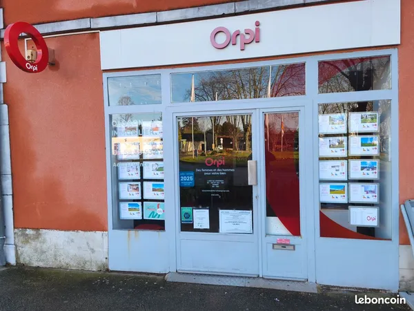 2 murs commerciaux rentabilité 10% emplacement numero 1