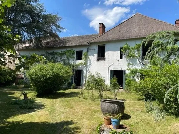 Maison 7 pièces 220 m²