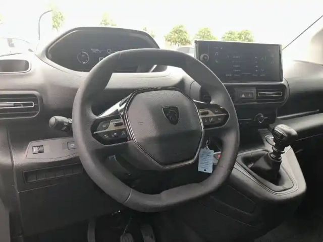 Peugeot Partner fourgon m 650 kg bluehdi 100 s&amp;s bvm6 — photo 9