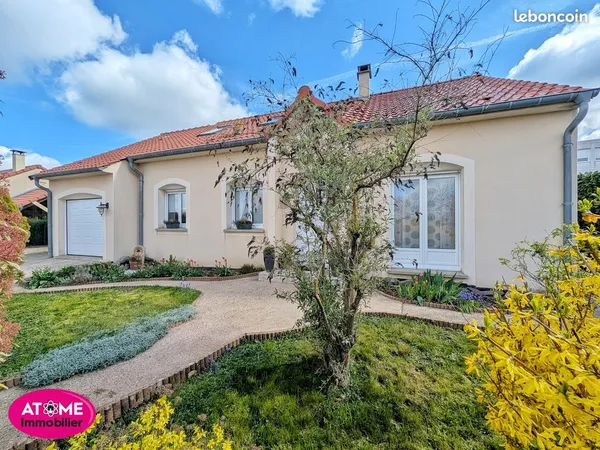 Maison 5 pièces 140 m²